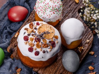 З Великоднем (графік роботи)