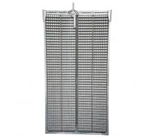 AZ38286 Upper frogmouth sieve [John Deere]
